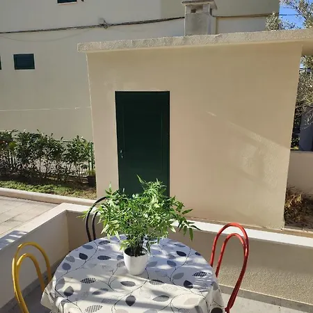 Apartments Lalic Tucepi Exterior photo