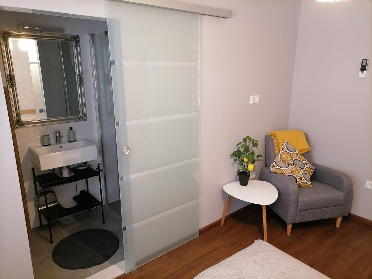 Lalic Apartment *