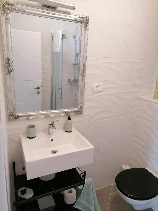 Lalic Apartment *
